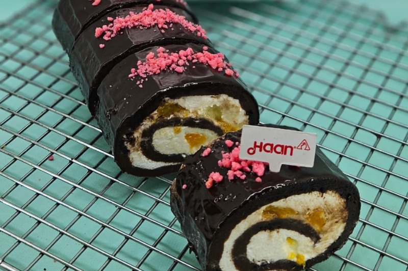 Orange Brownies Roll