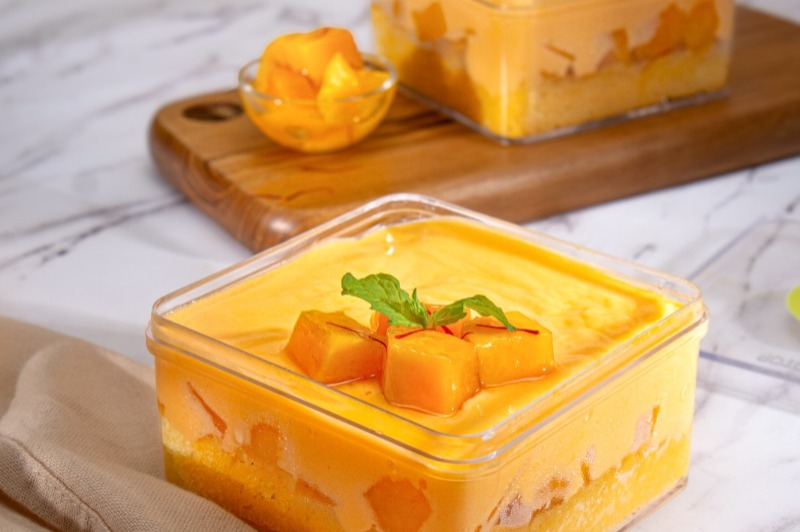MANGO SAFFRON DESSERT BOX