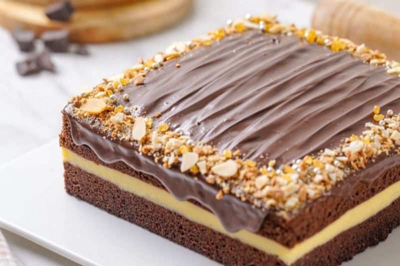 Drip Chocolate Cake, Tren Dekorasi Cantik & Mudah