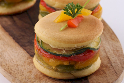 Burger Pancake, Kreasi Seru Manis dan Asin